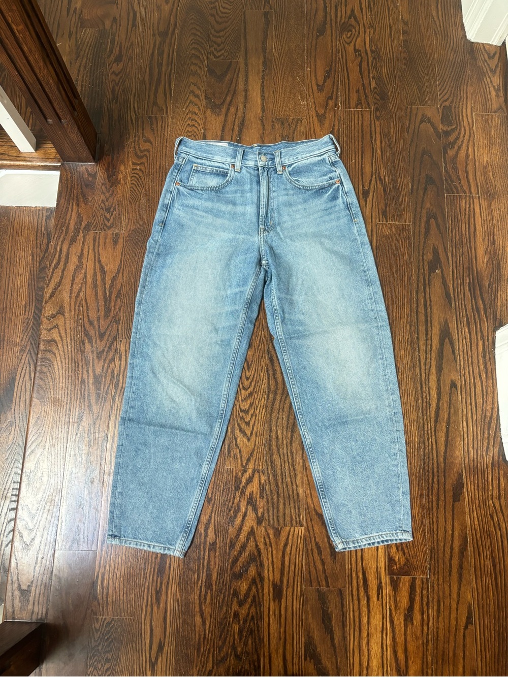 GAP High-Rise Light Blue Women's Barrel Jeans